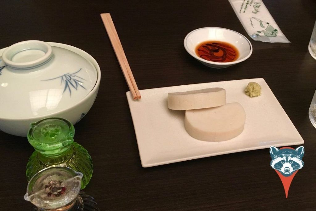 entrante kanda yakusoba comer en tokio