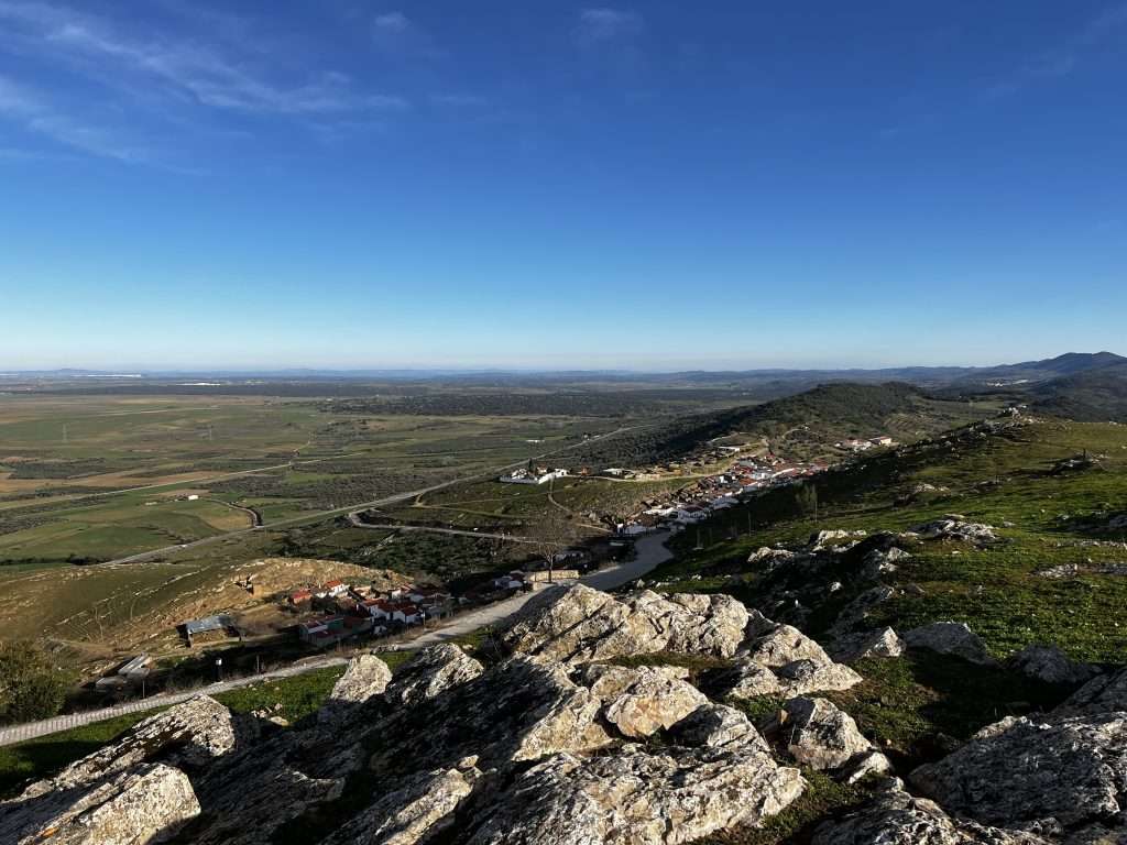Vistas de la alcazaba de Reina