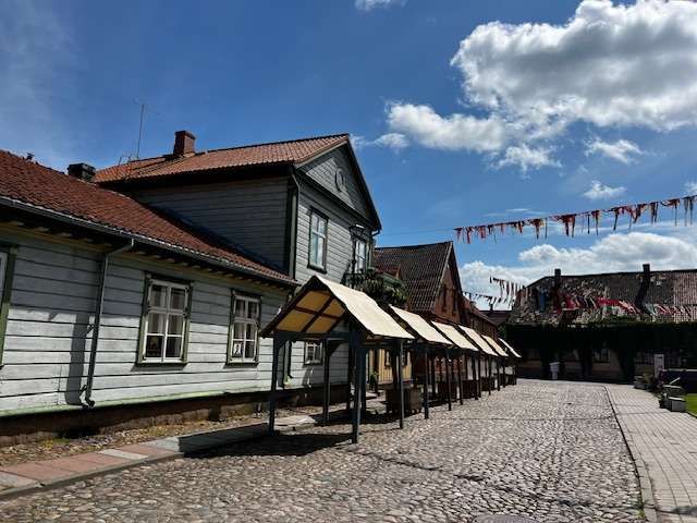 Viljandi 10 dias en estonia letonia y lituania