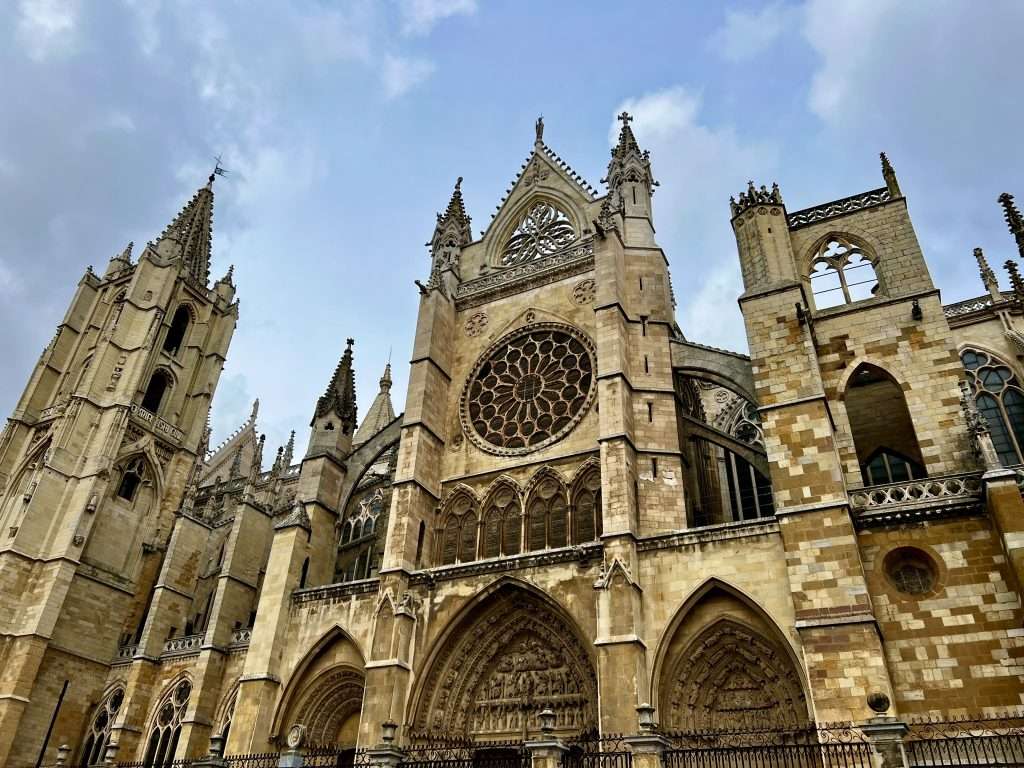 Catedral de León Qué ver en León en 2 días