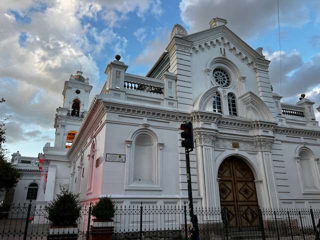 Iglesia del Sagrario Cuenca Ecuador
