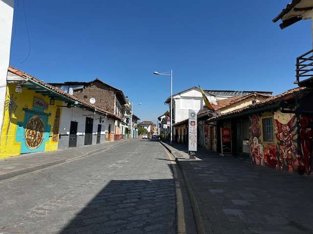 Calle Larga Cuenca Ecuador