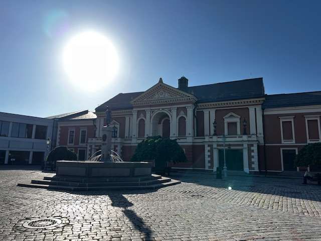 plaza del teatro Klaipeda