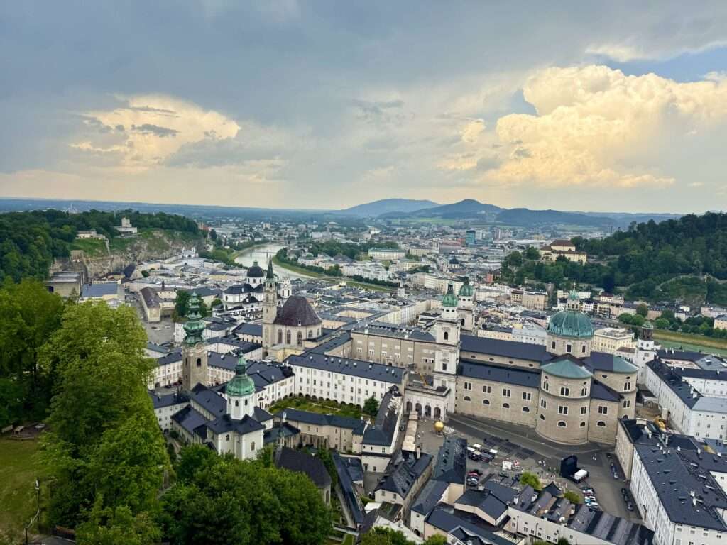 Vistas desde la castillo de Salzburgo