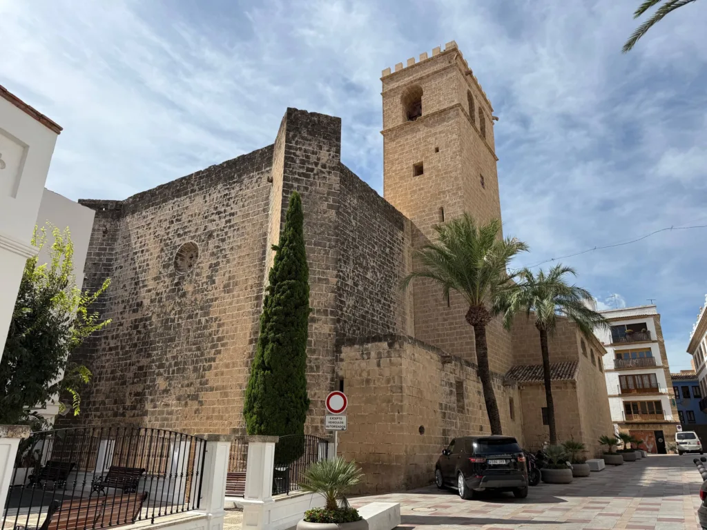 iglesia de San Bartolomé (qué ver en Xàbia / Jávea en 1 día)