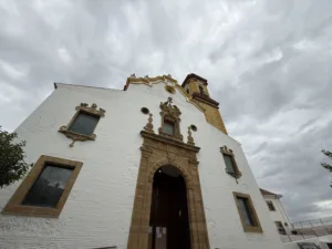 Iglesia de los remedios Qué ver en Estepona