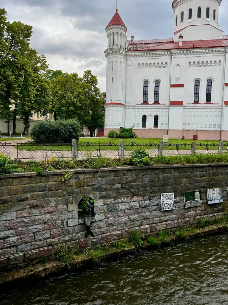Sirena de Uzupis Qué ver en Vilna en 2 días