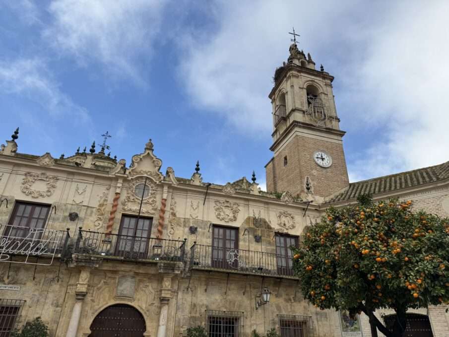plaza de andalucía lora del río