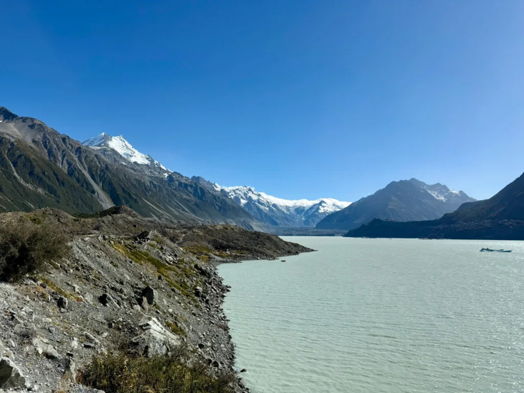 Ruta del Tasman River